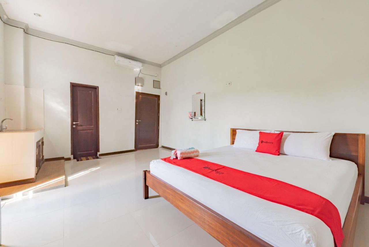 Hotel Reddoorz Near Gor Sempaja Samarinda Exteriér fotografie
