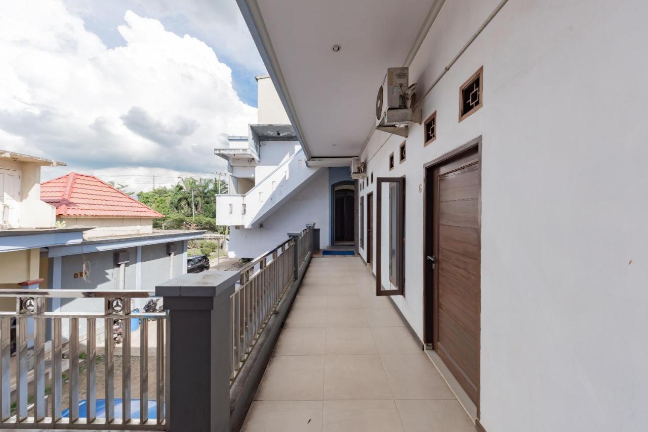 Hotel Reddoorz Near Gor Sempaja Samarinda Exteriér fotografie