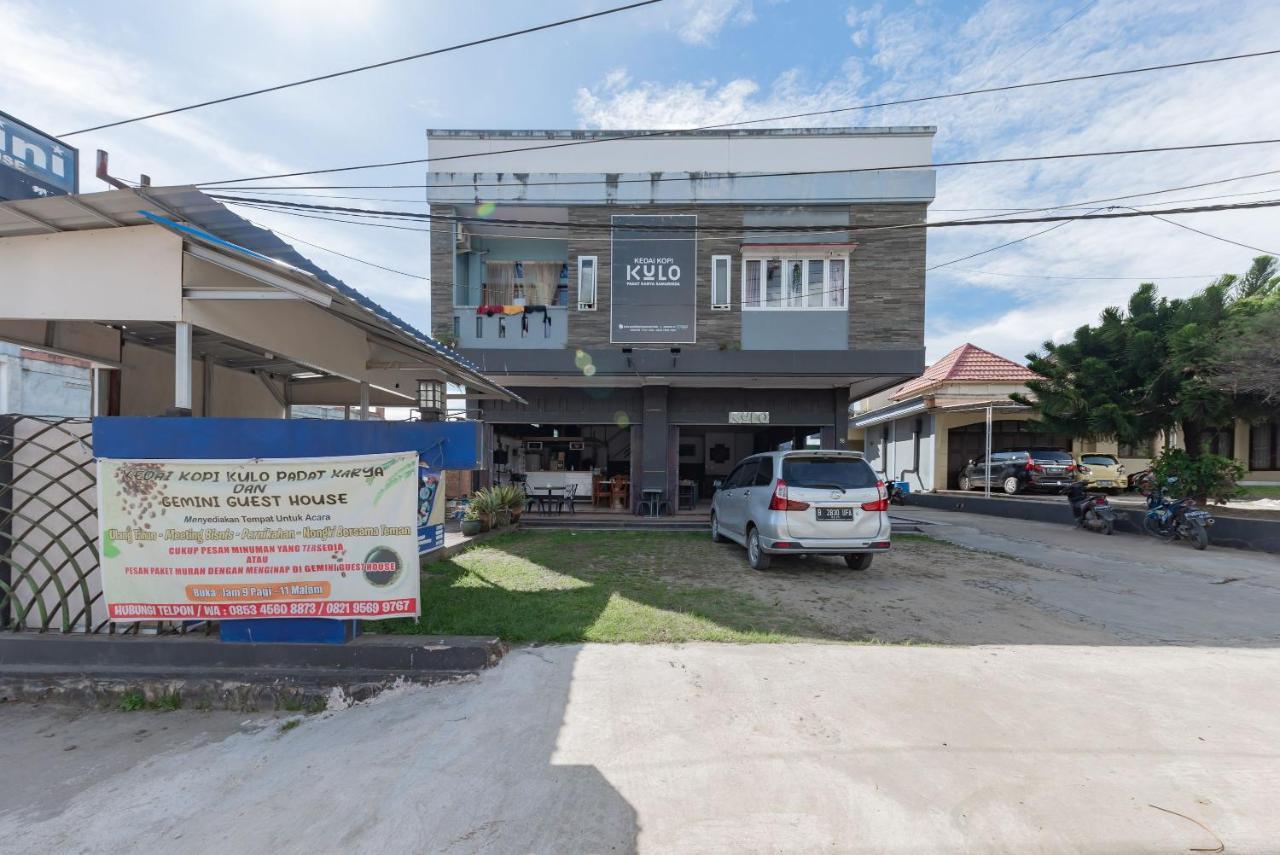 Hotel Reddoorz Near Gor Sempaja Samarinda Exteriér fotografie