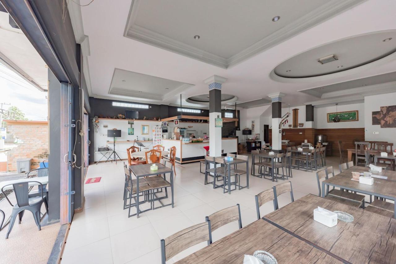 Hotel Reddoorz Near Gor Sempaja Samarinda Exteriér fotografie